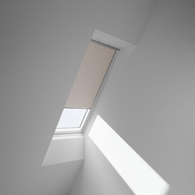 Roleta zaciemniająca do okna dachowego DKL MK06 4556S Ciemnobeżowa 78 x 118 cm Velux
