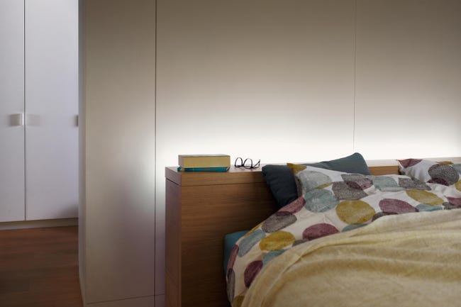 Taśma LED 2 m Neutralna biel z pilotem Philips