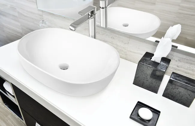 Umywalka ceramiczna nablatowa Teja 60 Invena