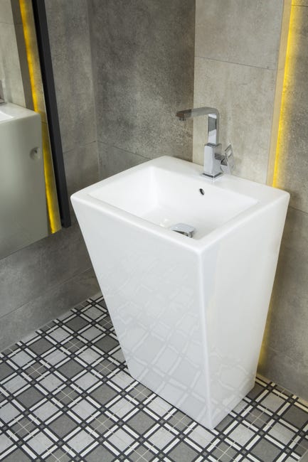 Umywalka ceramiczna wolnostojąca Giovanna 45 x 51 x 86 Domino