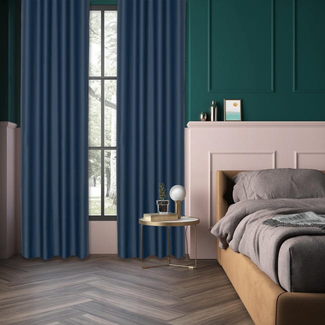 Zasłona blackout Alycia granatowa 140 x 280 cm na przelotkach Inspire