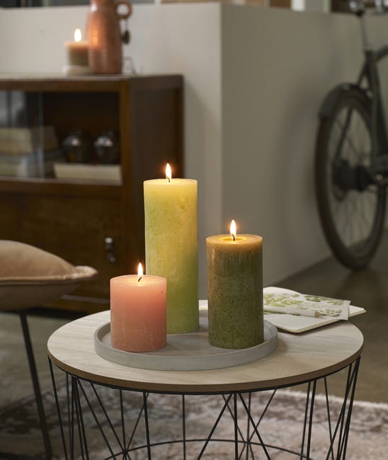 Świeca pieńkowa Rustic Shine oliwkowa wys. 13 cm Bolsius