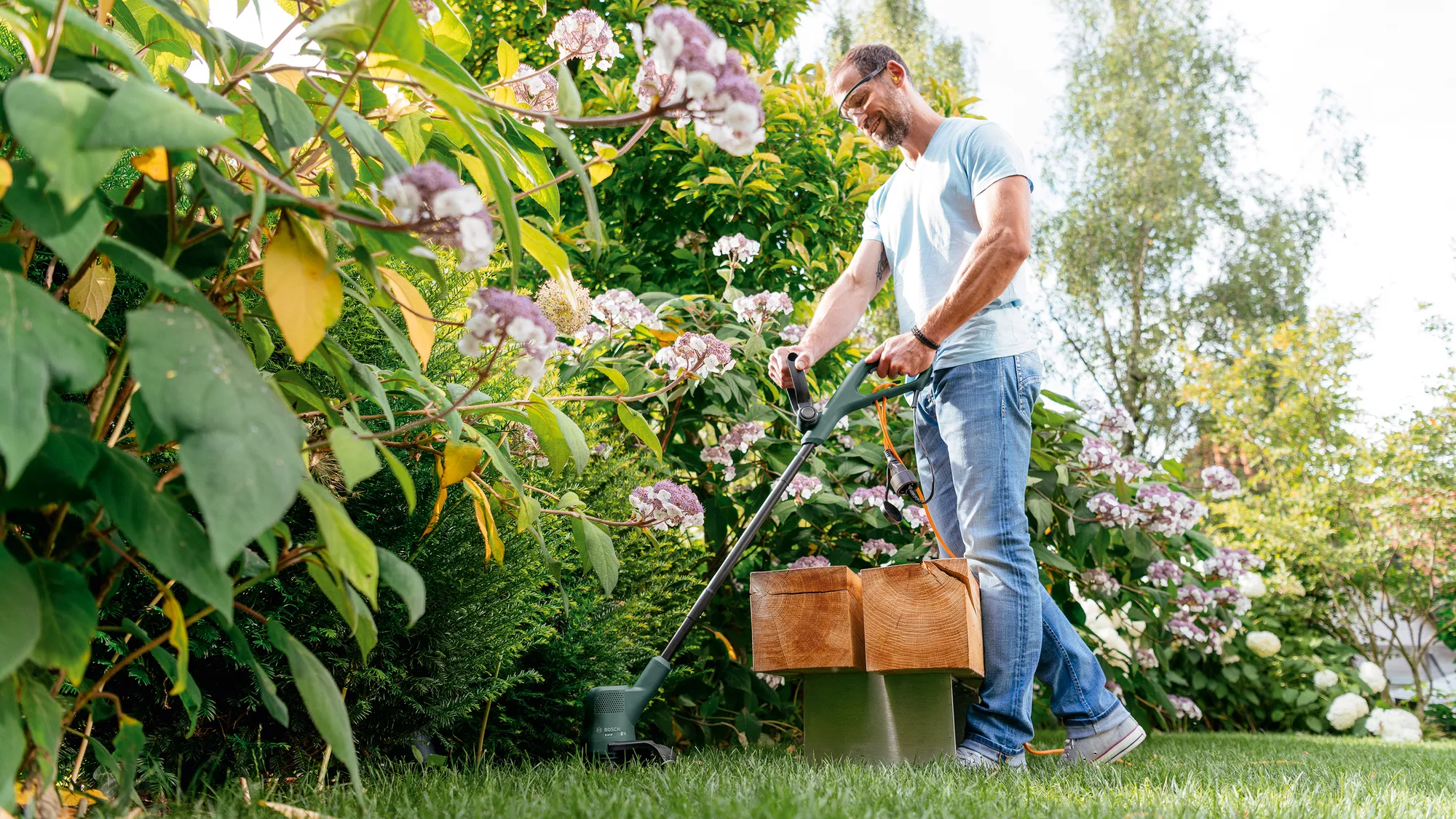 Elektr. podkaszarka do trawy Bosch EasyGrassCut 23 | 