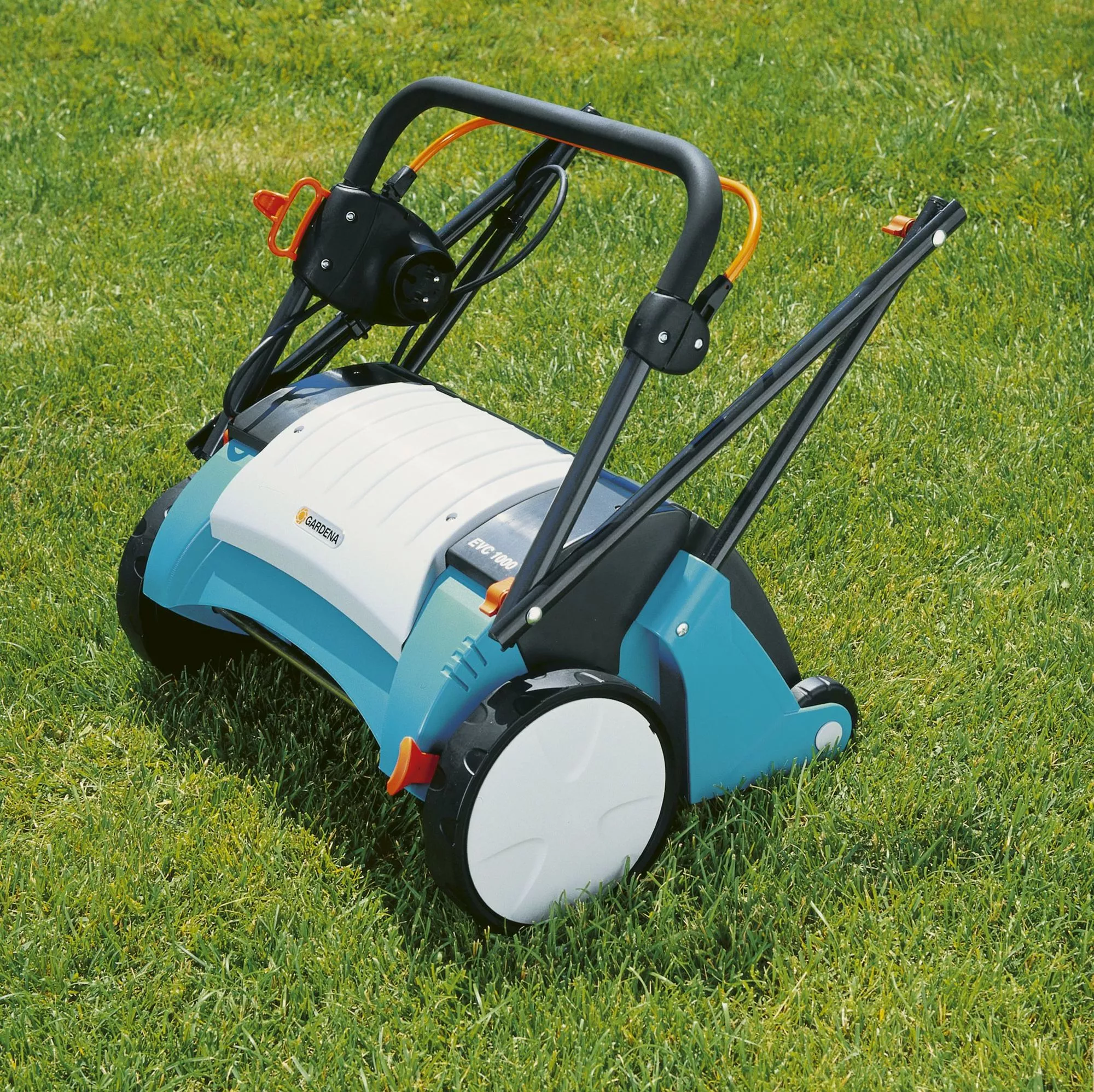 Elektryczny wertykulator Gardena EVC 1000