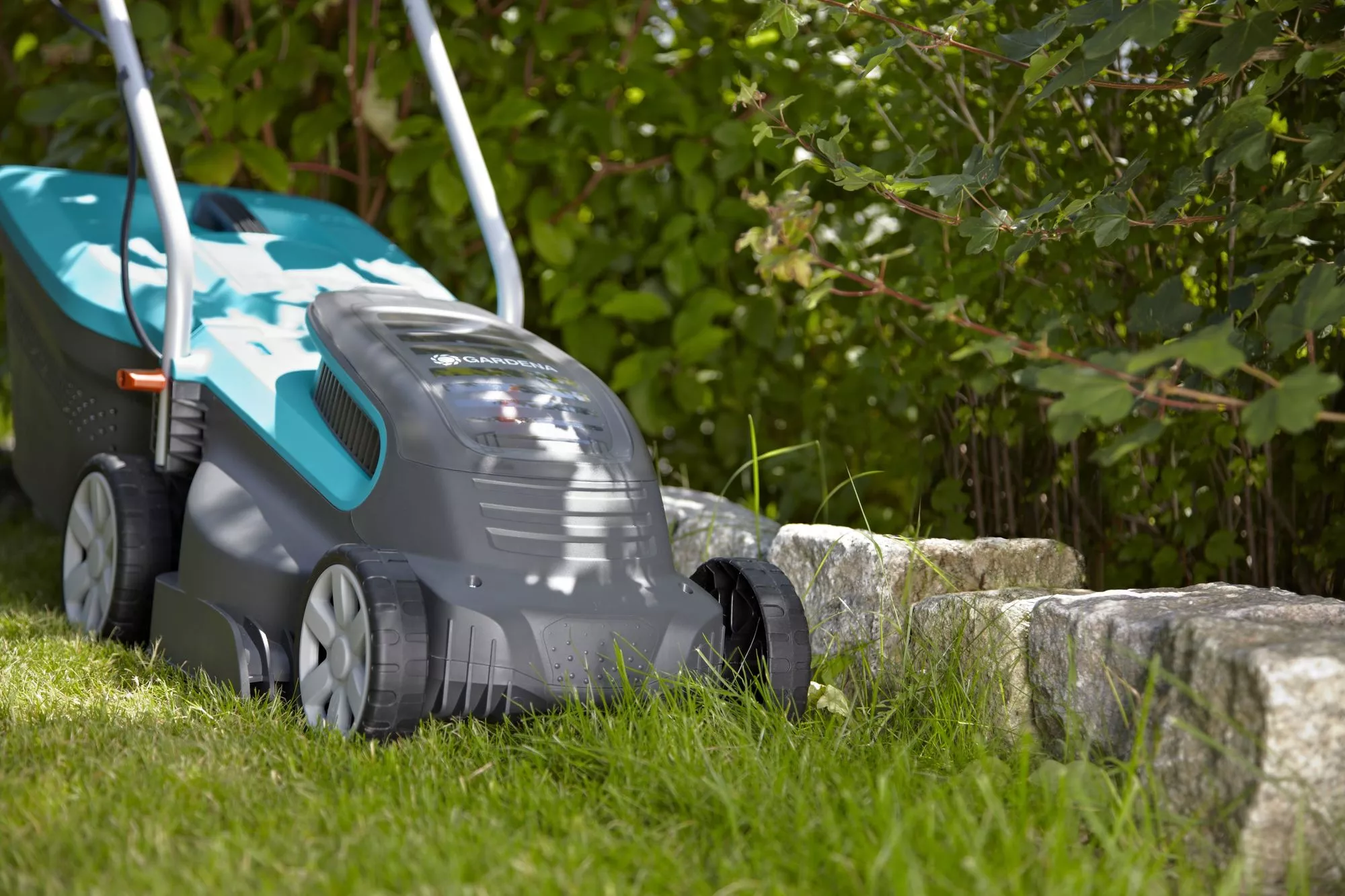 Kosiarka Gardena PowerMax Li40/32 z akumulatorem | 