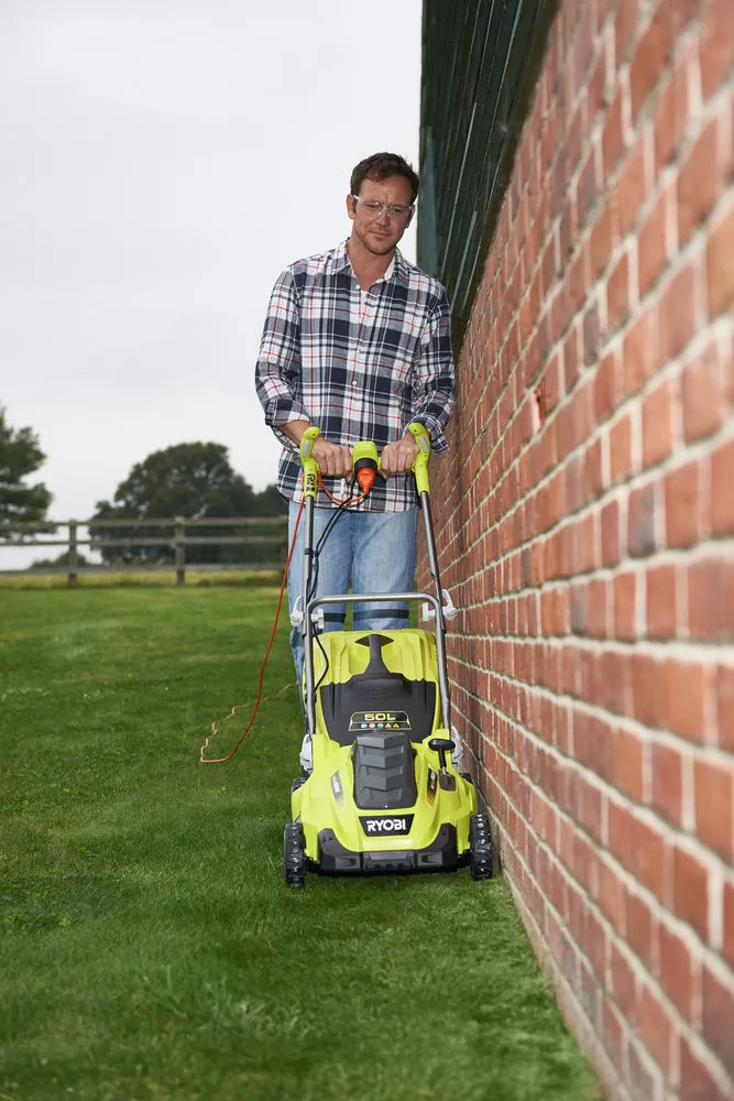 Kosiarka elektryczna do trawy Ryobi RLM18E40H ▷ 