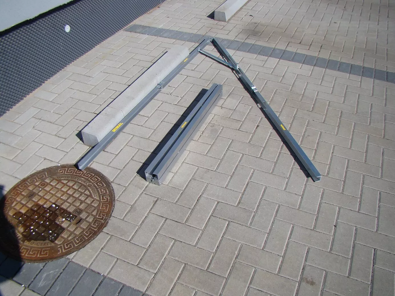 Kątownik kostki brukowej Mimal KKB  
