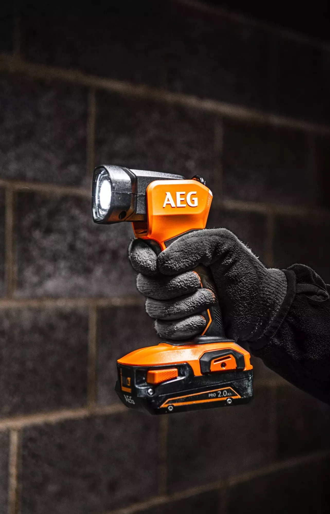 Latarka LED AEG Powertools BFL18-0