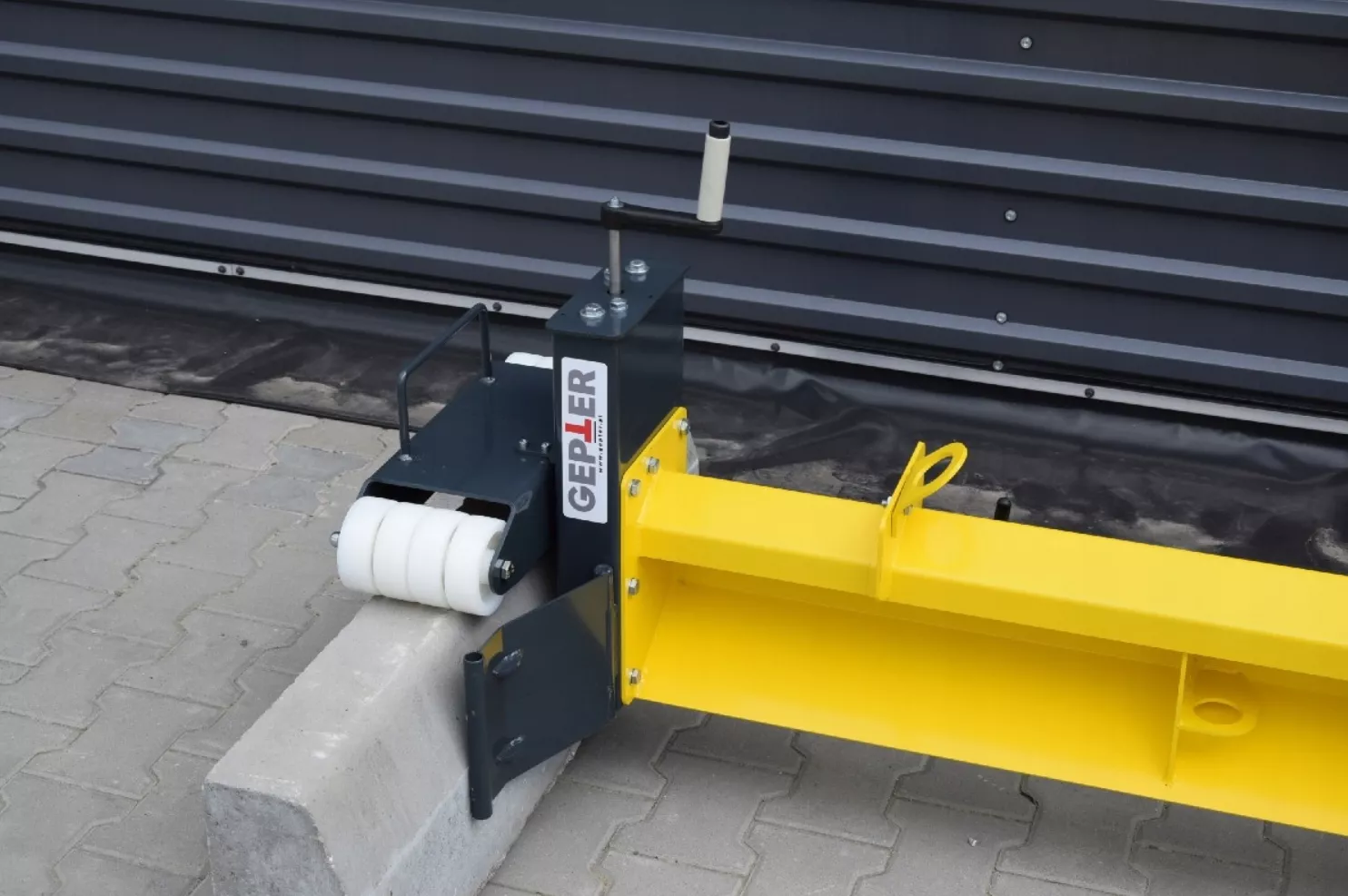 Mechaniczna listwa zgarniająca Gepter LTS 500