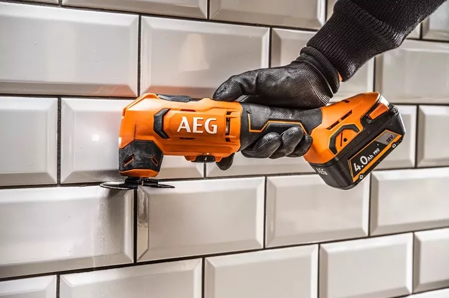 Narzędzie wielofunkcyjne AEG Powertools BMT18-0 | 