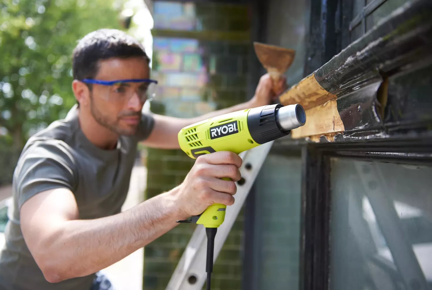 Opalarka Ryobi EHG2000