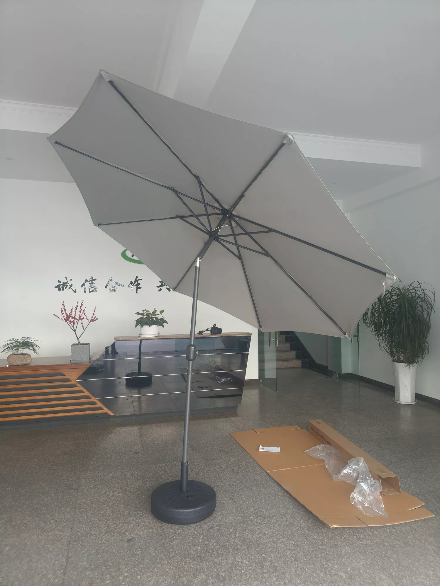 Parasol ogrodowy Rino Garden Polegarde