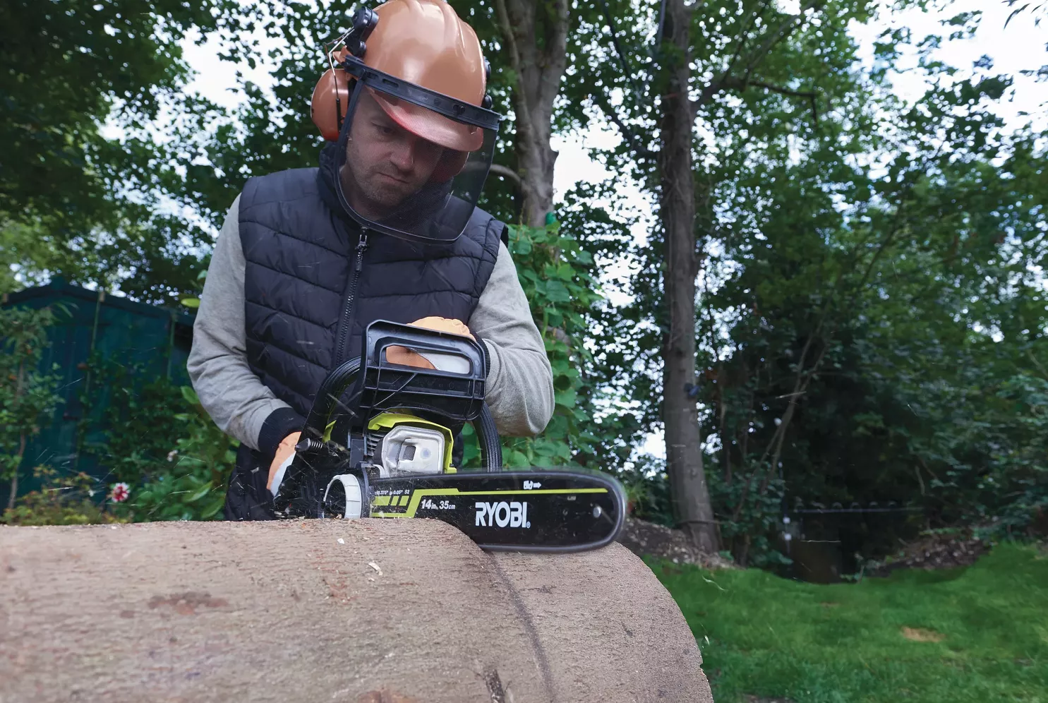 Pilarka spalinowa Ryobi RCS3835T