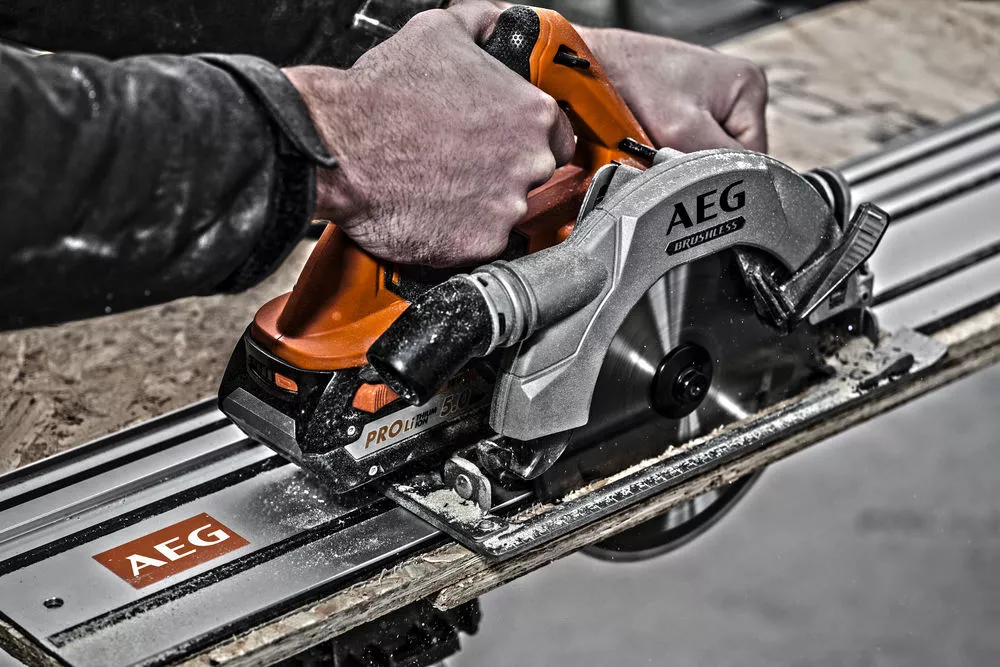Pilarka tarczowa AEG PowerTools BKS18BL-0