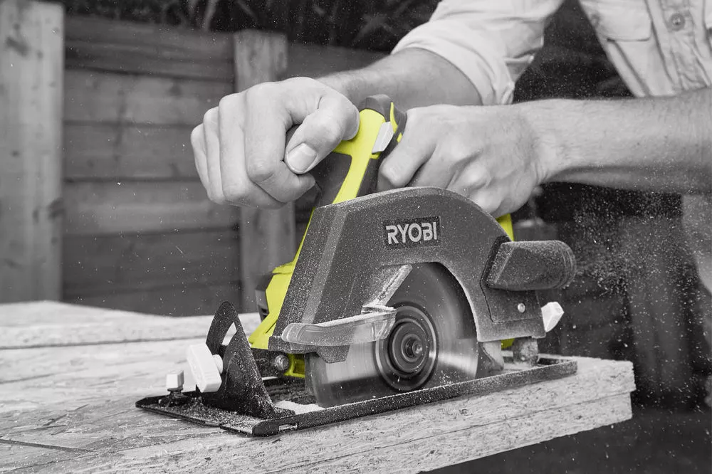 Pilarka tarczowa Ryobi R18CSP-0