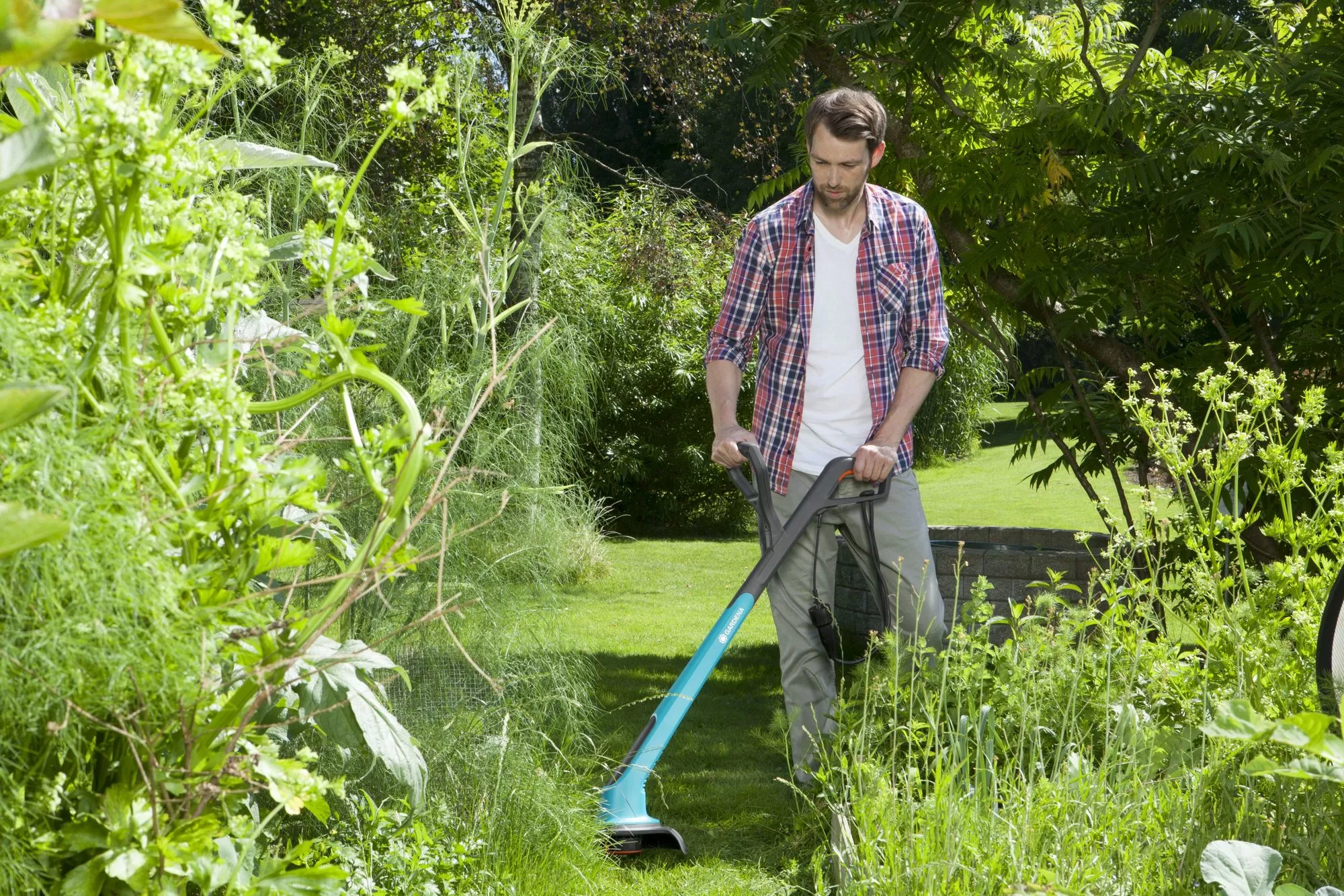 Podkaszarka żyłkowa Gardena SmallCut Plus 350/23 | 
