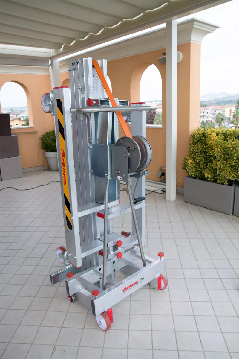Podnośnik towarowy Faraone HW 630 BIG