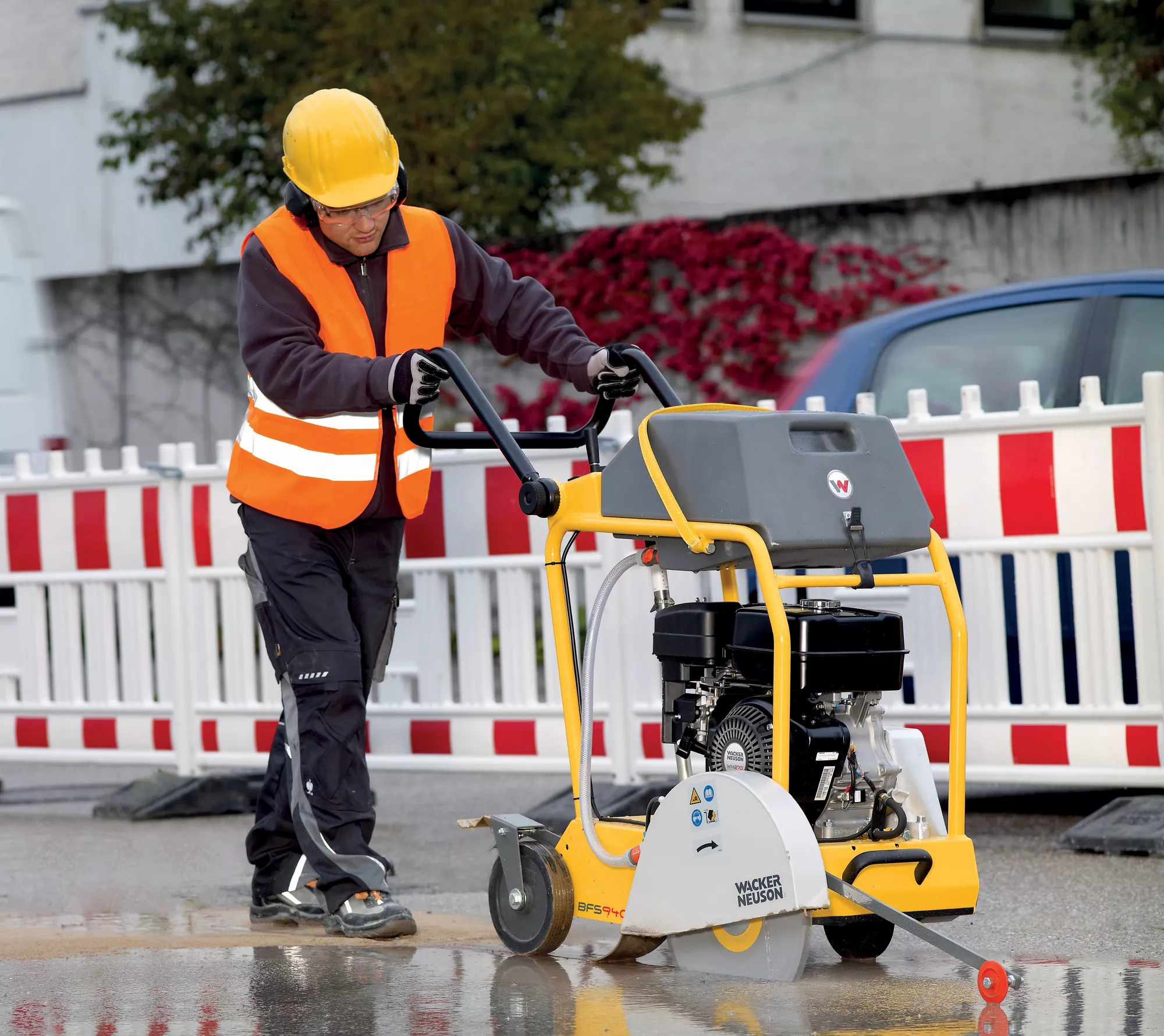 Przecinarka jezdna Wacker Neuson BFS 940