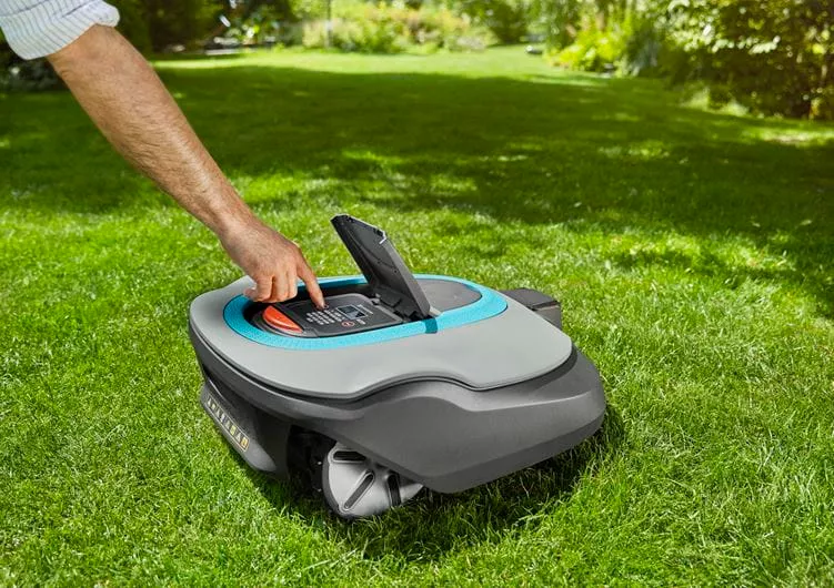 Robot koszący Gardena Sileno+ 1600 (zestaw smart)