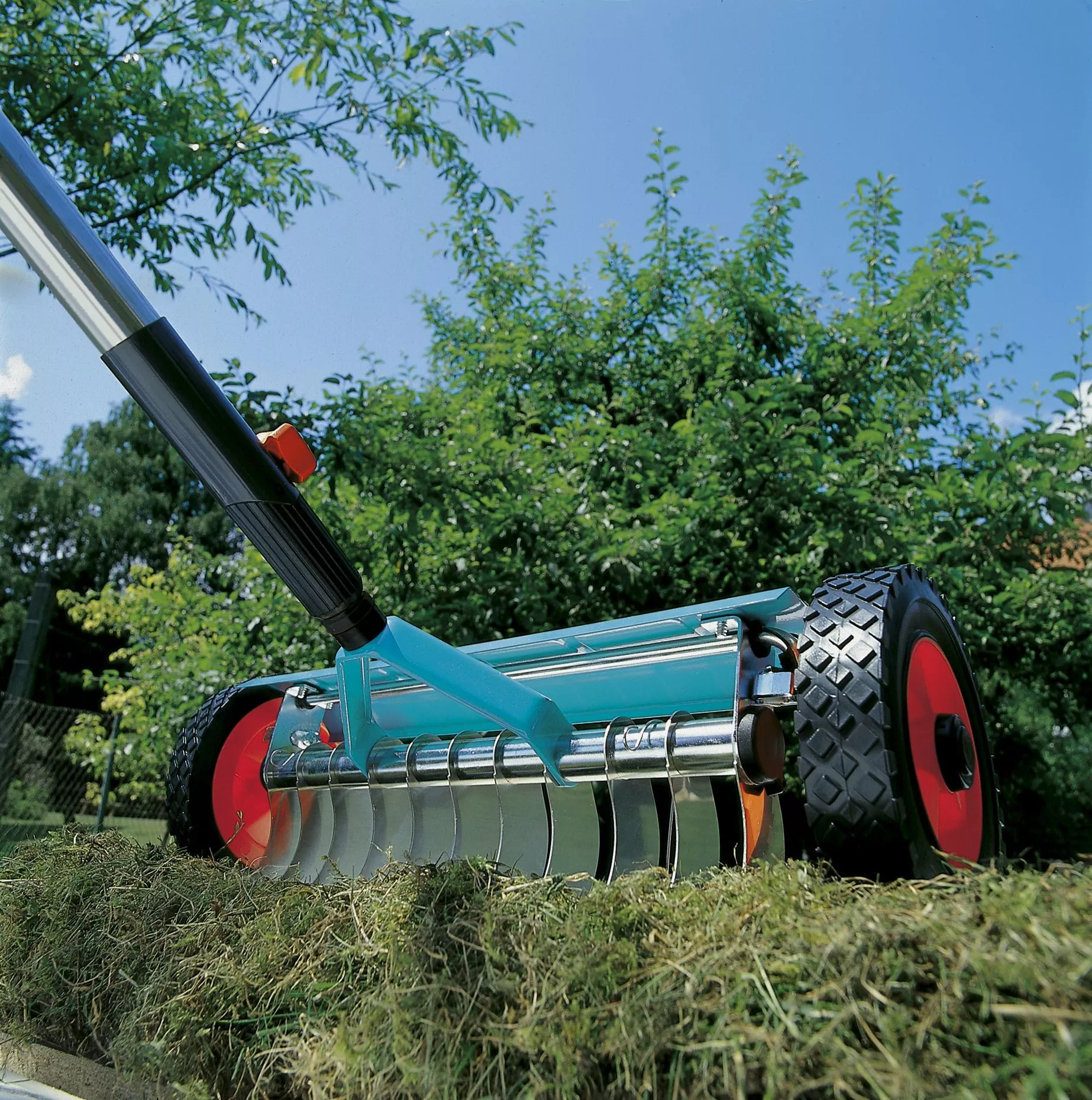 Wertykulator do trawy Gardena Combisystem + kółka | 