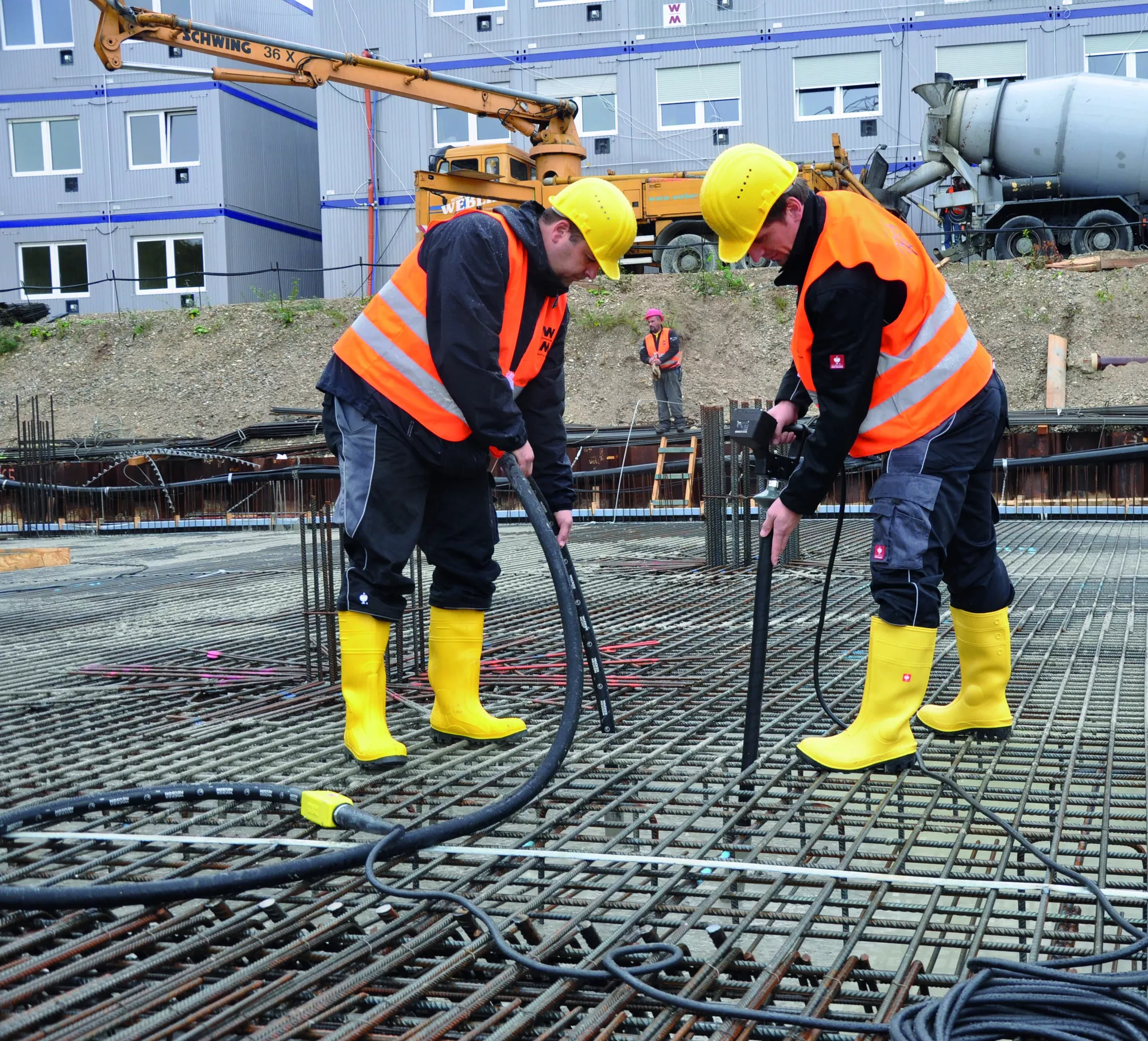 Wibrator pogrążalny Wacker Neuson IREN 45/250/18