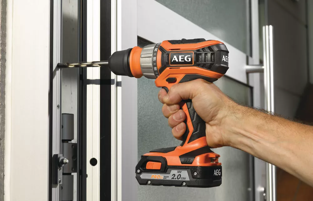 Wiertarko-wkrętarka AEG PowerTools BS18C2xli-202c | 
