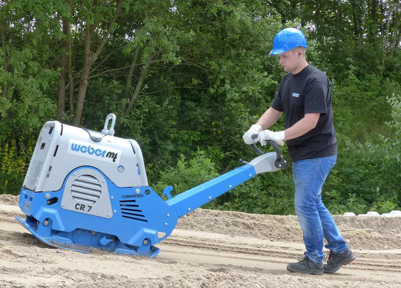 Zagęszczarka rewersyjna 475 kg Weber CR 7, 650 mm, rozruch elektryczny, Hatz 1B40
