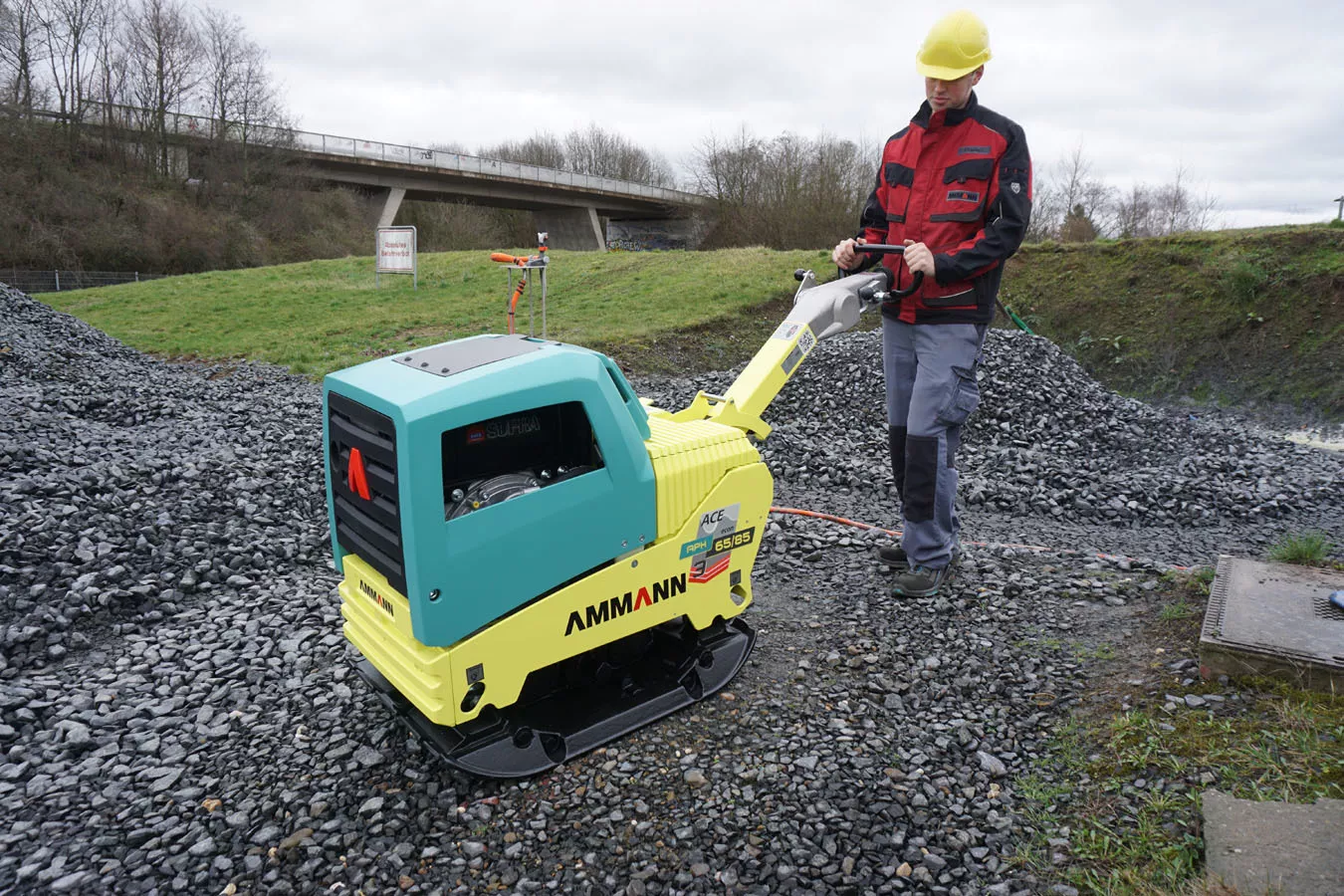 Zagęszczarka rewersyjna Ammann Aph 65/85 D