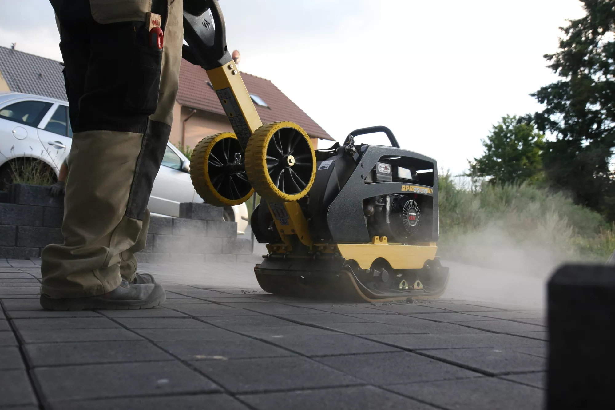 Zagęszczarka rewersyjna Bomag BPR 25/50