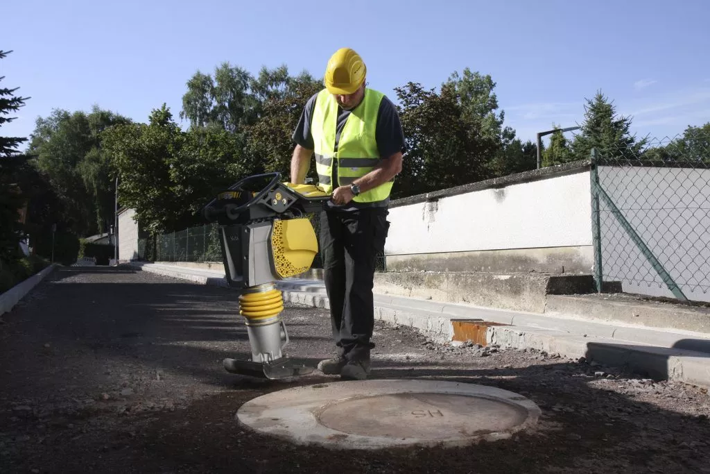 ☑️ Zagęszczarka stopowa Bomag BT 65 (bez kółek) ▷ 